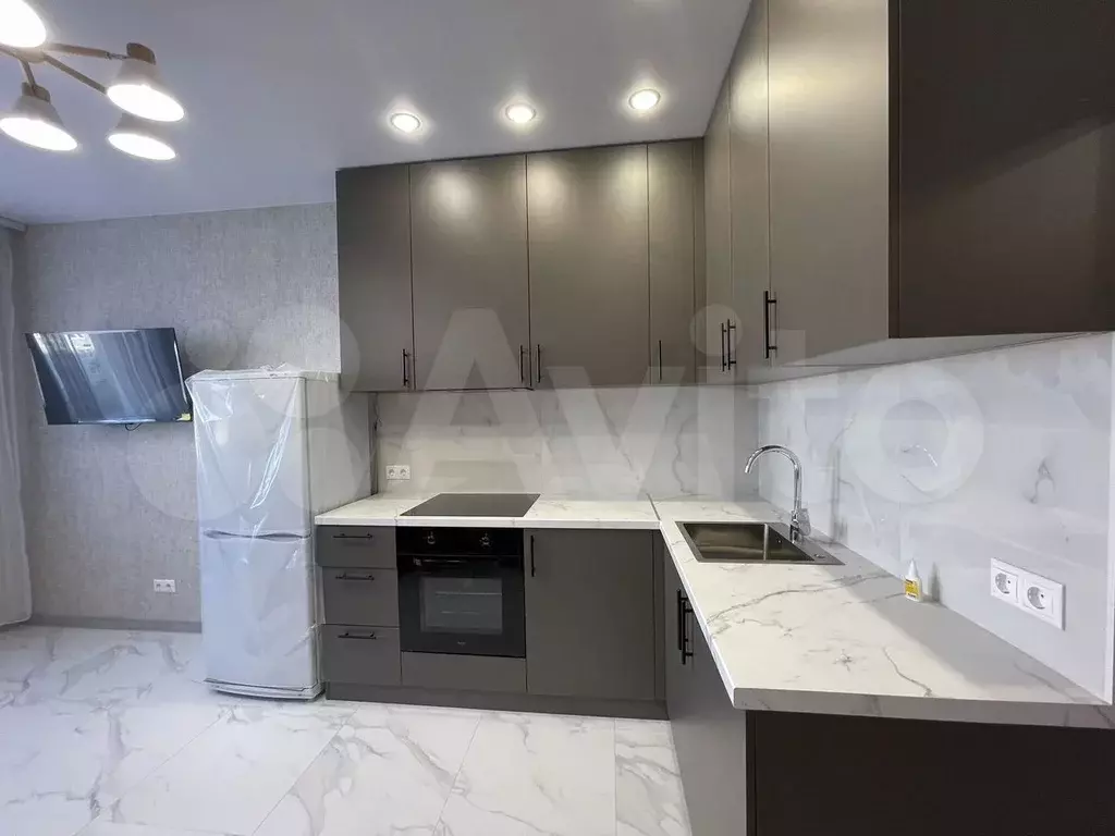 1-к. квартира, 40 м, 7/17 эт. - Фото 1