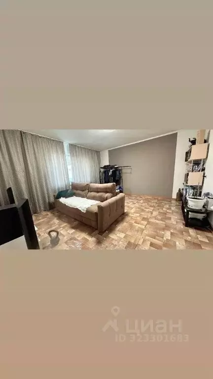 3-к кв. Свердловская область, Екатеринбург ул. Таватуйская, 2 (70.8 м) - Фото 0