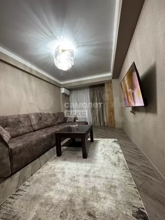 2-к. квартира, 55 м, 3/9 эт. - Фото 0
