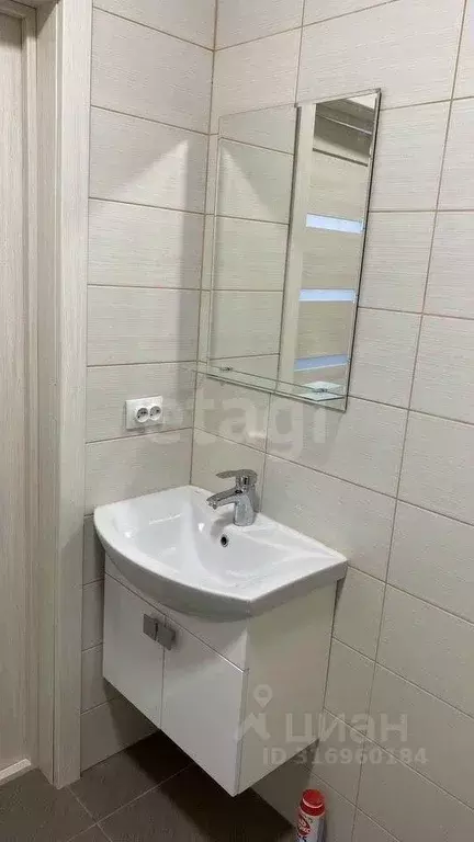 1-к кв. Алтай, Горно-Алтайск ул. Петра Сухова (39.0 м) - Фото 1
