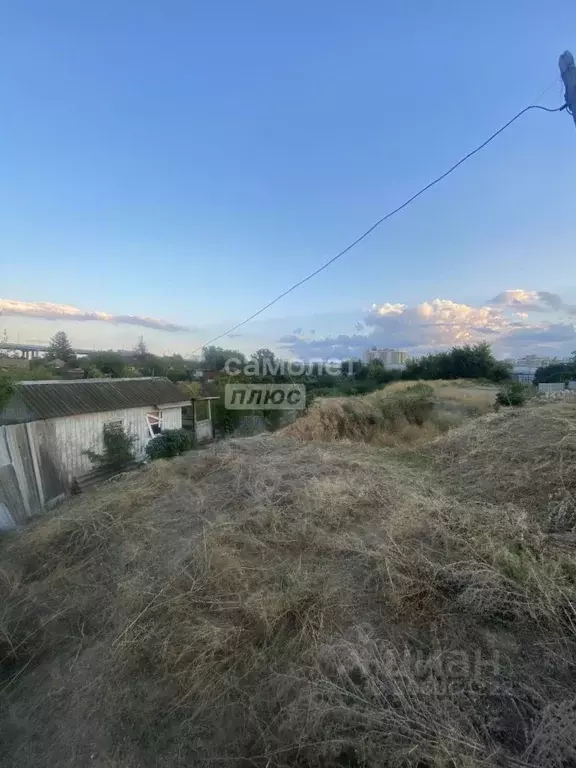 Участок в Волгоградская область, Волгоград ул. имени Менделеева (12.0 ... - Фото 0