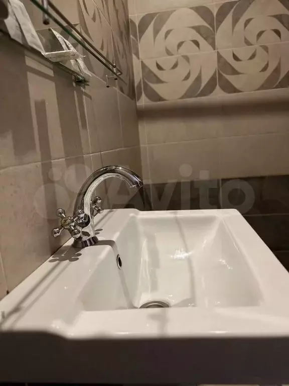Комната 15 м, 1/5 эт. - Фото 1