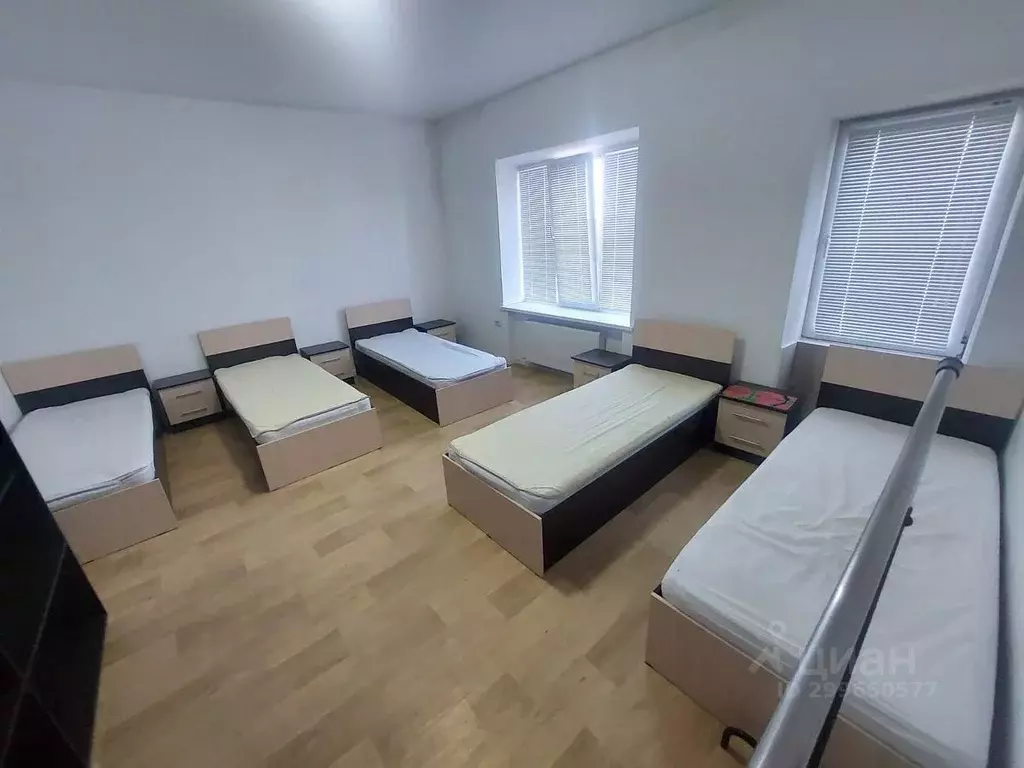 Дом в Крым, Симферопольский район, Добровское с/пос, с. Лозовое ул. ... - Фото 1