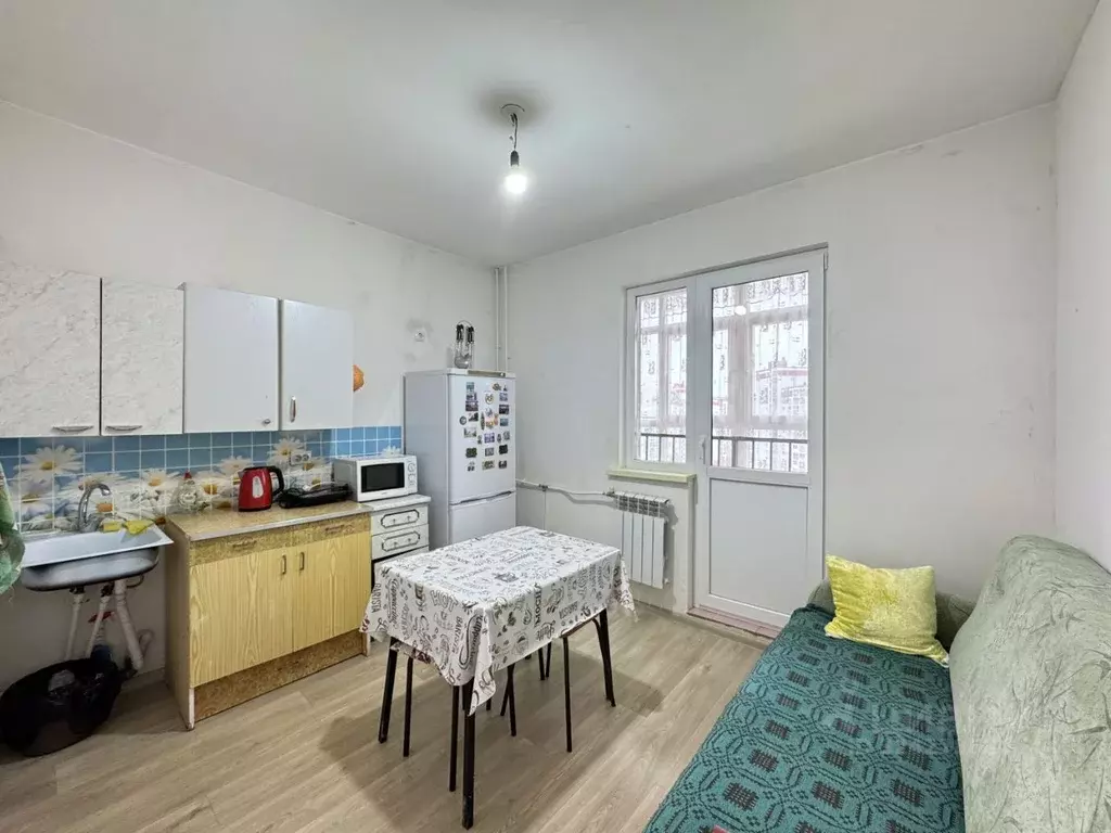 1-к кв. Оренбургская область, Оренбург просп. Победы, 155/6 (39.6 м) - Фото 1