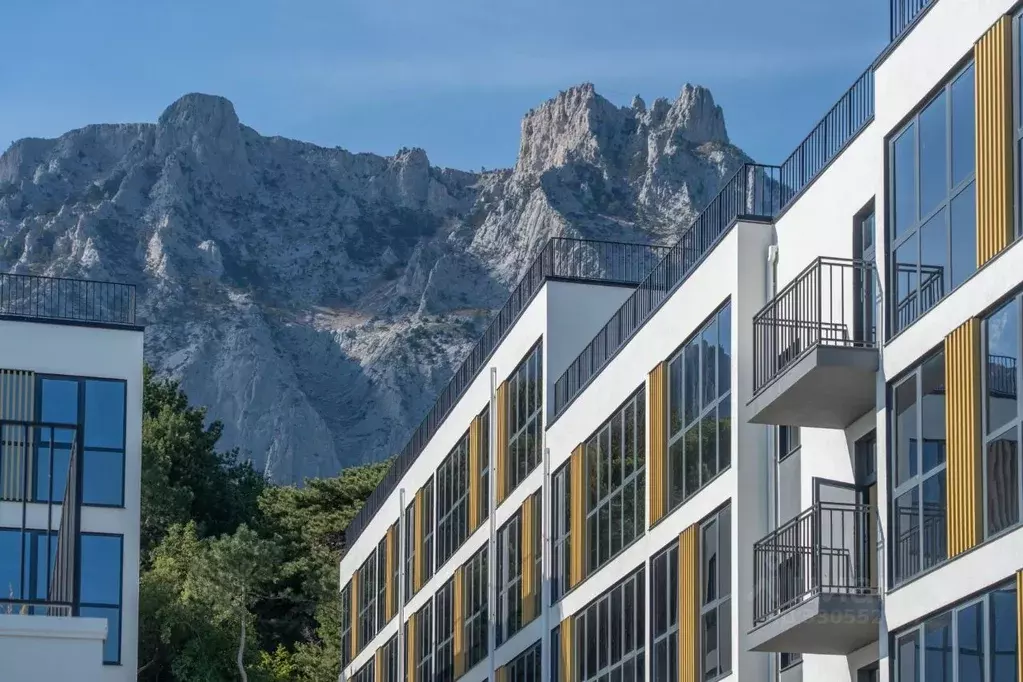 2-к кв. Крым, Алупка ш. Севастопольское, 6Ак3 (67.2 м) - Фото 2