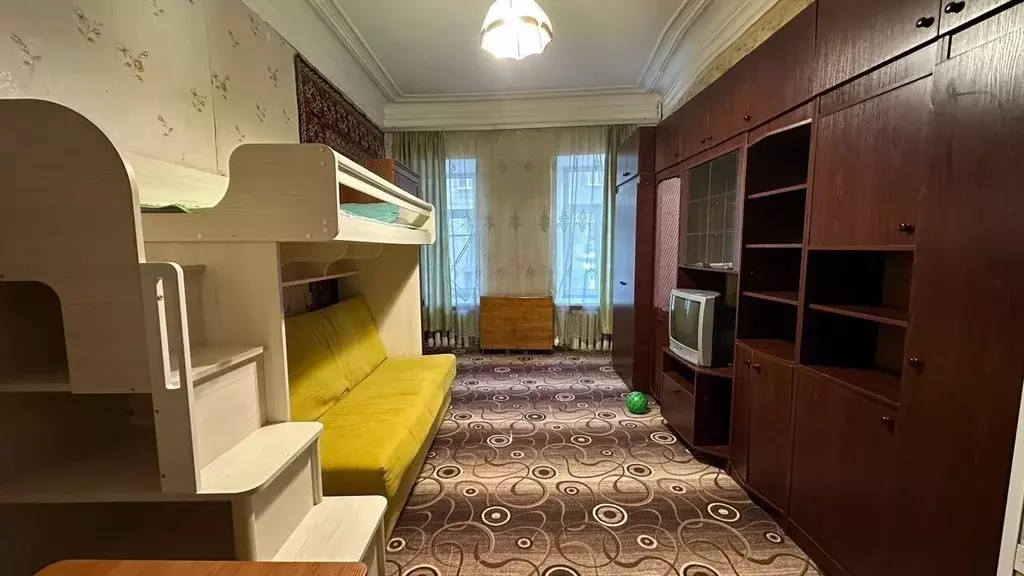 Комната Санкт-Петербург Старо-Петергофский просп., 35б - Фото 1