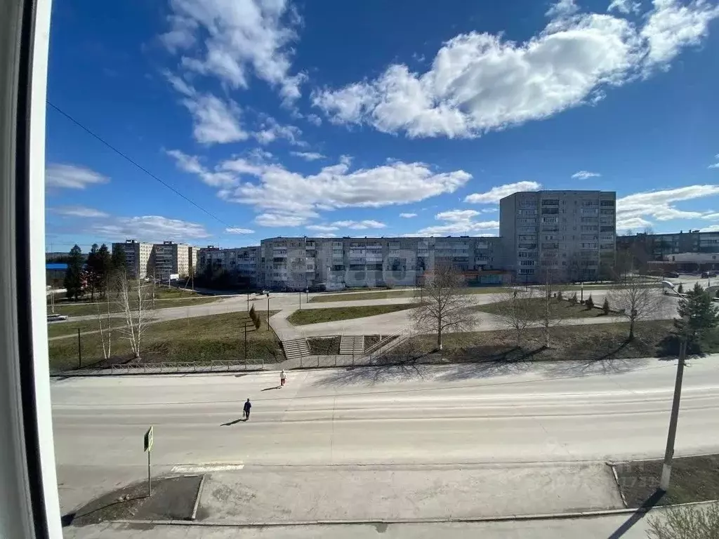 1-к кв. Пермский край, Чусовой Коммунистическая ул., 13/1 (34.3 м) - Фото 0