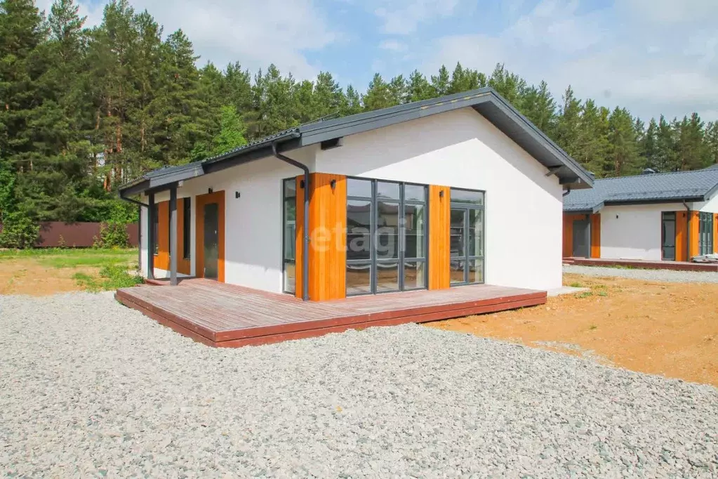 Дом в Свердловская область, Березовский муниципальный округ, пос. ... - Фото 1