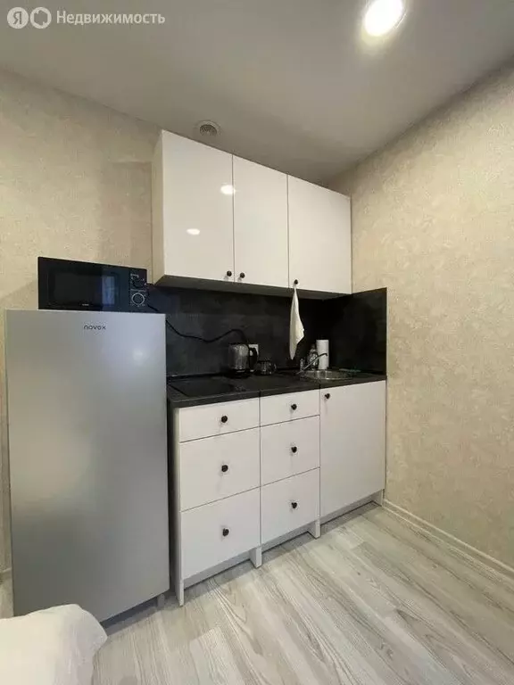 Квартира-студия: Москва, улица Фомичёвой, 5к2 (13 м) - Фото 1