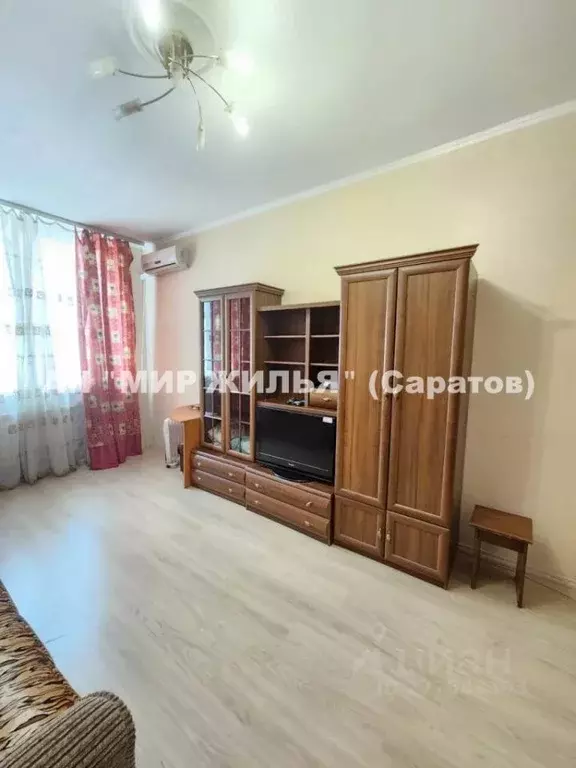 2-к кв. Саратовская область, Саратов ул. Имени А.М. Горького, 27 (46.0 ... - Фото 2