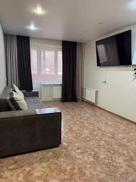 2-к кв. Татарстан, Нижнекамск ул. Рифката Гайнуллина, 18 (51.8 м) - Фото 2