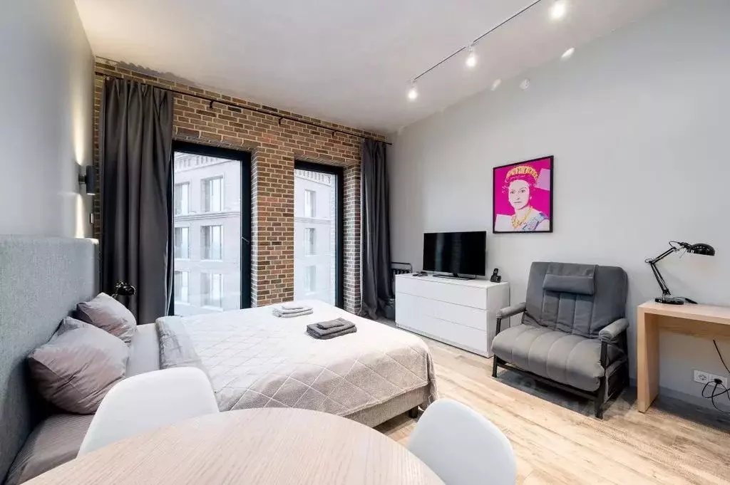 Студия Санкт-Петербург наб. Макарова, 60 (32.0 м) - Фото 1