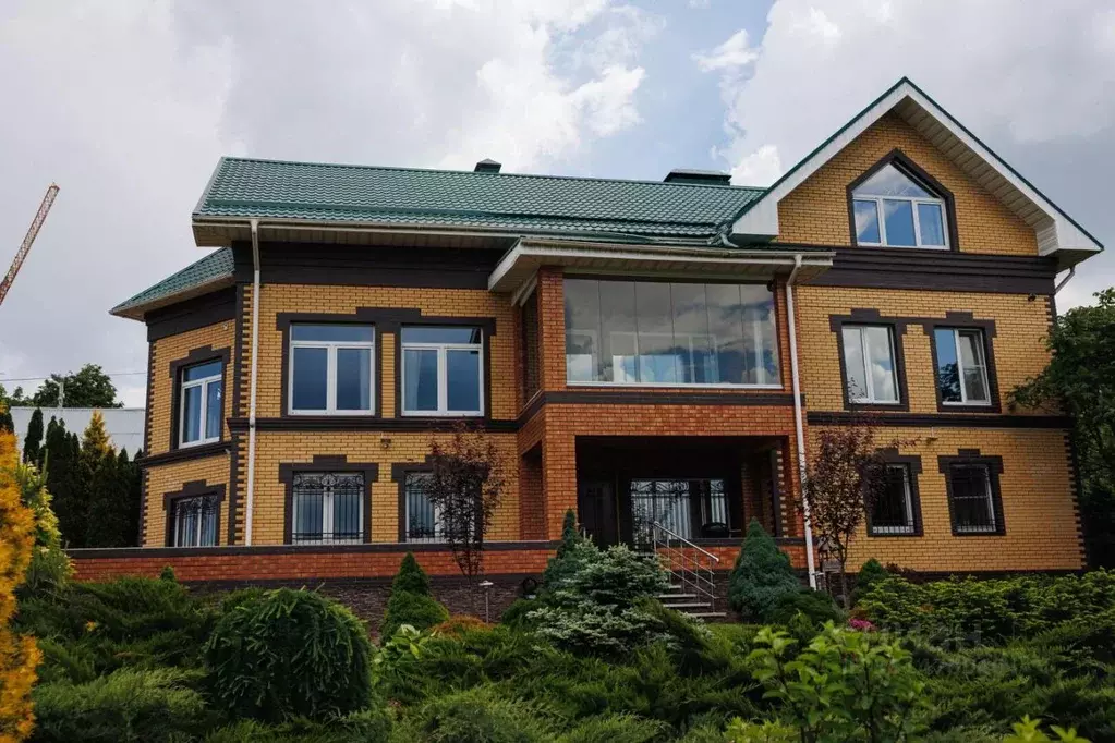 Дом в Калужская область, Калуга Кирпичная ул., 32 (400 м) - Фото 1