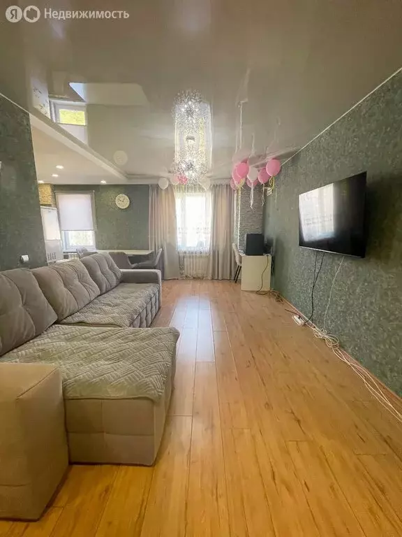 3-комнатная квартира: Соликамск, проспект Ленина, 30 (67.4 м) - Фото 0