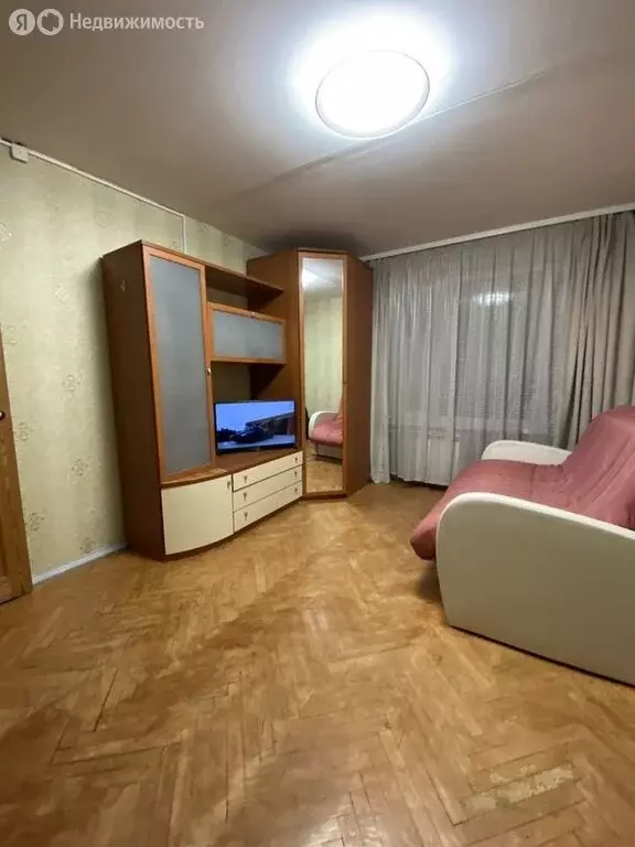 1-комнатная квартира: Москва, Кленовый бульвар, 24 (35 м) - Фото 0