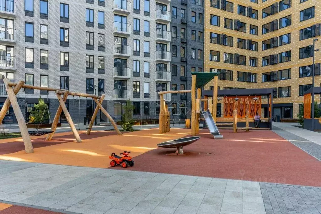 1-к кв. Тюменская область, Тюмень ул. Новоселов, 96 (37.6 м) - Фото 0