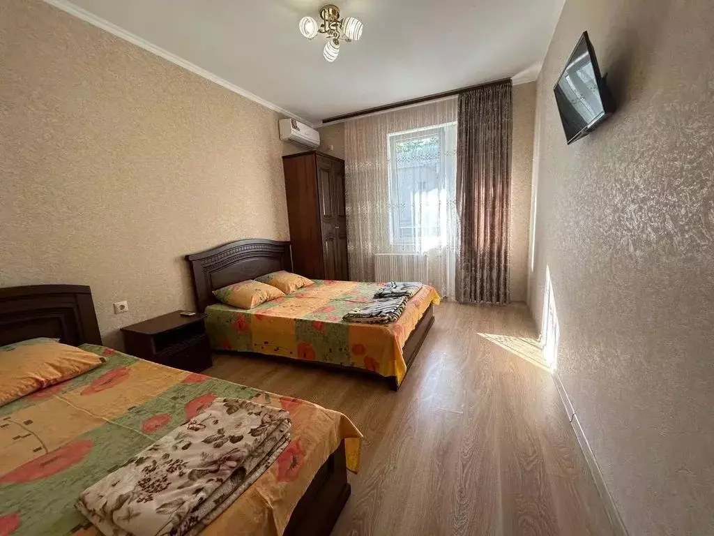 Комната Краснодарский край, Сочи пос. Лоо, ул. Разина, 20А/1 - Фото 0