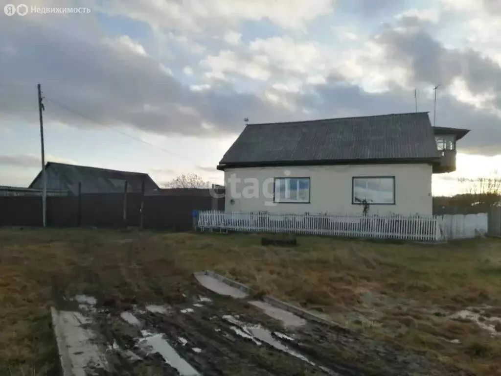 Дом в село Краснослободское, улица Ленина (155.1 м) - Фото 1