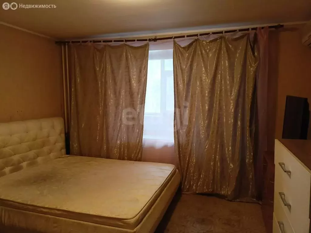 3-комнатная квартира: Волгоград, улица Пархоменко, 59А (71.8 м) - Фото 0