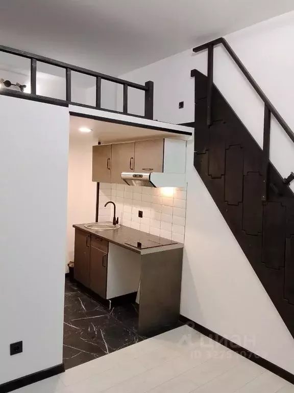 Студия Санкт-Петербург Среднеохтинский просп., 20 (12.0 м) - Фото 1