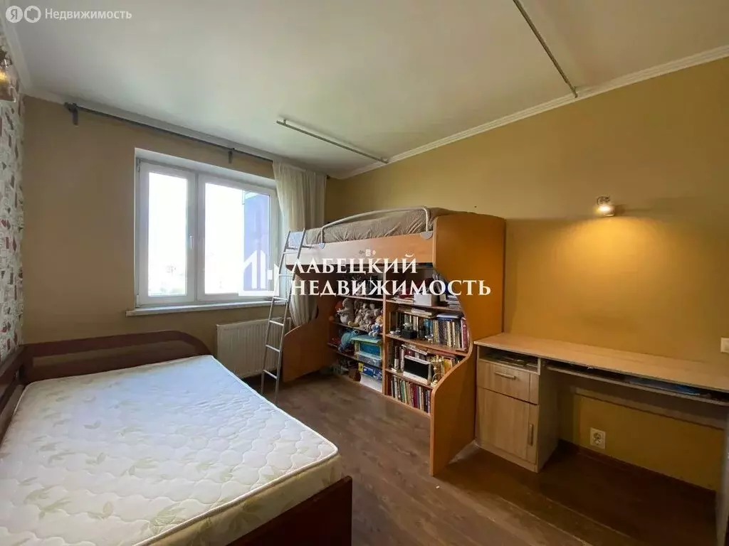3-комнатная квартира: Москва, Октябрьская улица, 105 (74.8 м) - Фото 2