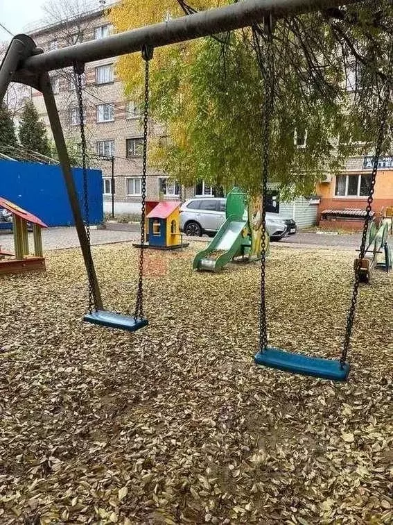 1-к кв. Белгородская область, Старый Оскол Интернациональный мкр, 13 ... - Фото 2