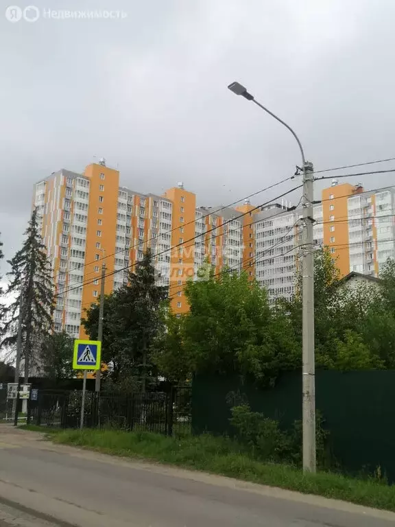 2-комнатная квартира: посёлок городского типа Андреевка, Клубная ... - Фото 1