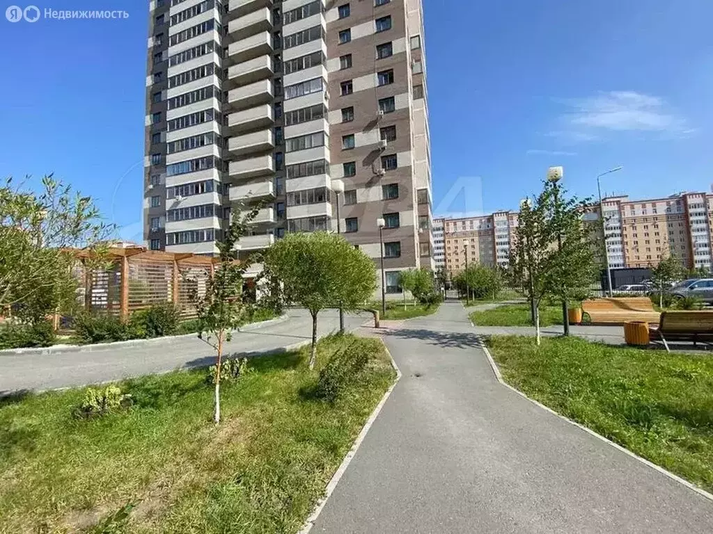 Квартира-студия: Тюмень, улица Дмитрия Менделеева, 2к2 (31 м) - Фото 2