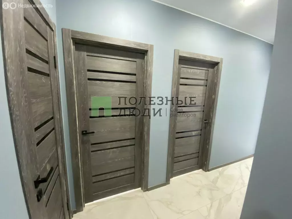 3-комнатная квартира: рабочий посёлок Разумное, улица имени И.Д. ... - Фото 1