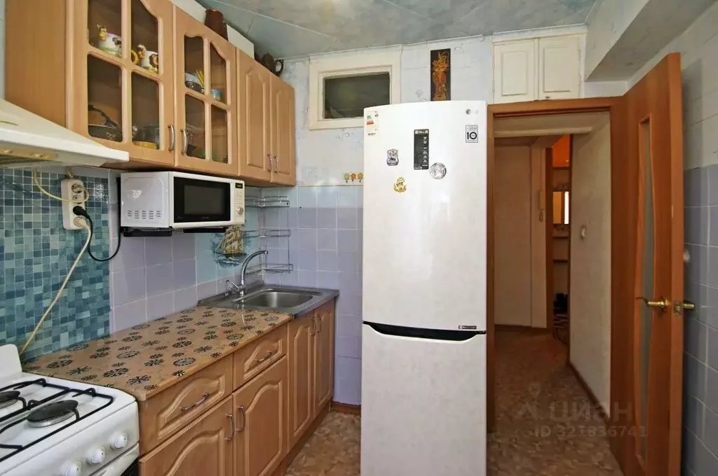 2-к кв. Омская область, Омск просп. Мира, 159 (41.3 м) - Фото 1