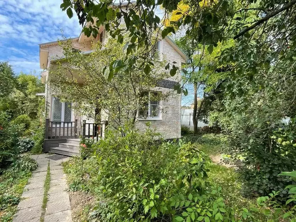 Дом в Калужская область, Жуковский муниципальный округ, Совхоз Победа ... - Фото 1