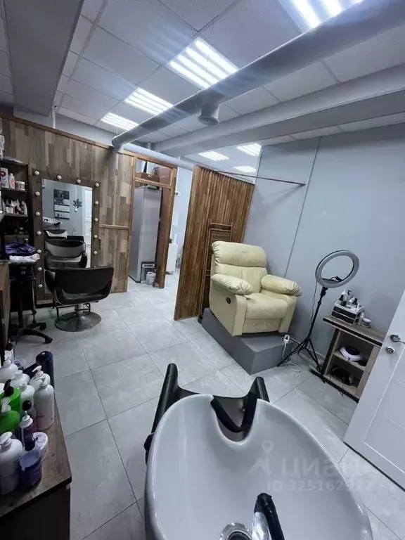 Помещение свободного назначения в Санкт-Петербург просп. Косыгина, ... - Фото 1