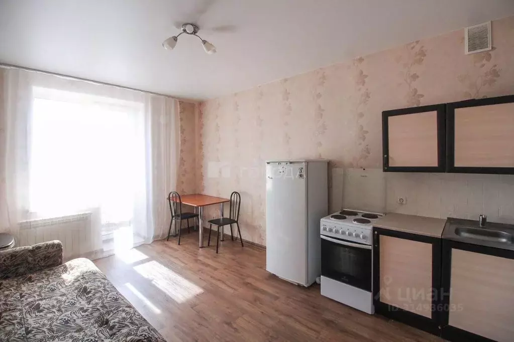 Студия Алтайский край, Барнаул ул. Антона Петрова, 221Д/1 (25.0 м) - Фото 0