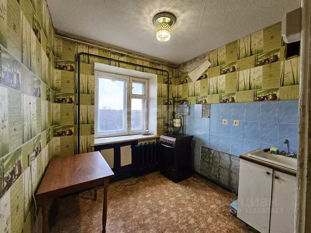 1-к кв. Псковская область, Остров ул. Меркурьева, 8 (32.1 м) - Фото 0