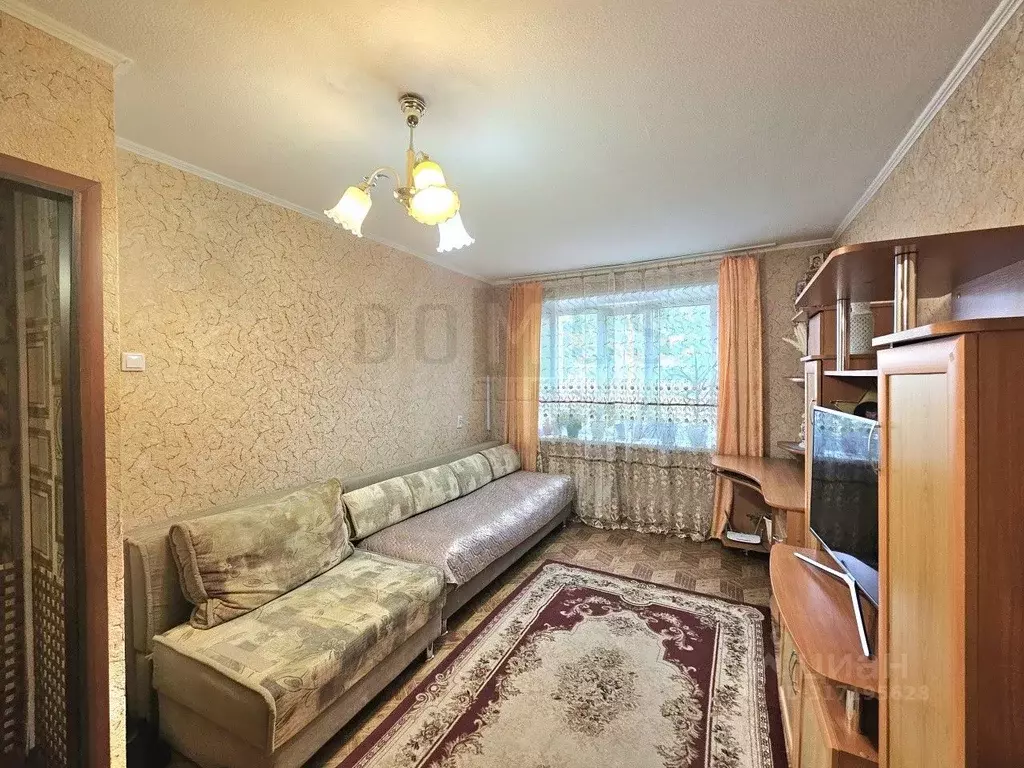 1-к кв. Свердловская область, Екатеринбург ул. Умельцев, 9 (32.0 м) - Фото 0