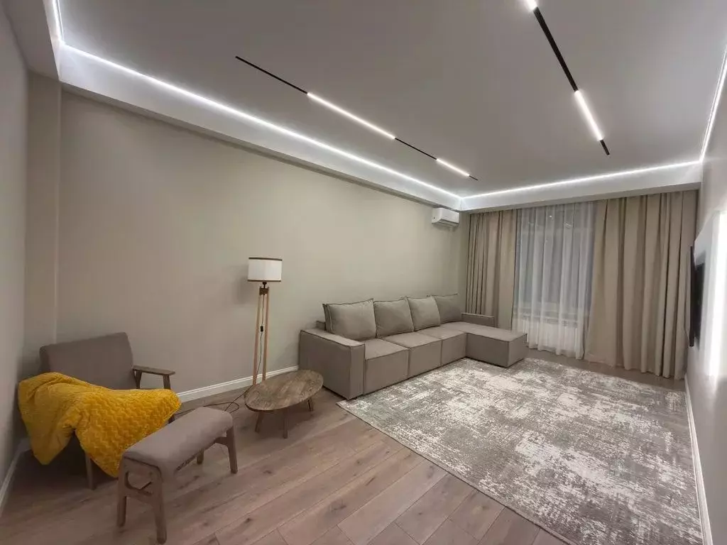 2-к кв. Дагестан, Махачкала ул. Времена Года, 9к2 (67.0 м) - Фото 1