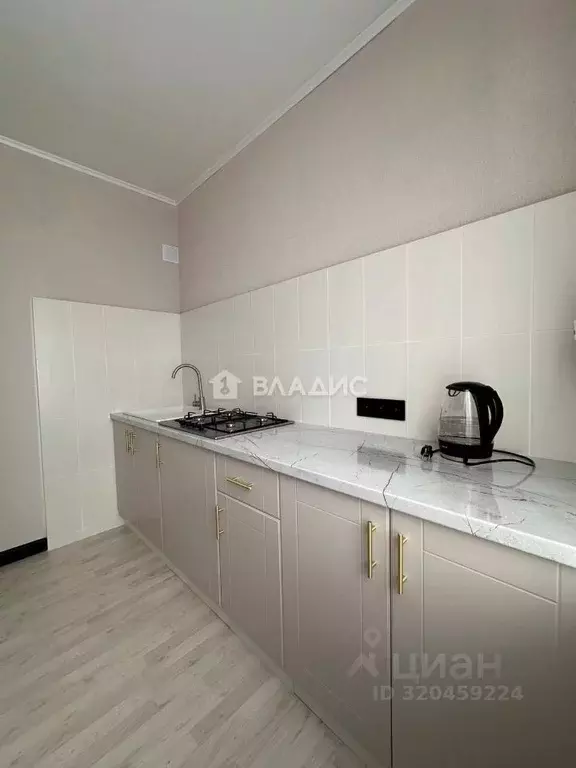 2-к кв. Калининградская область, Светлый ул. Гагарина, 5 (50.7 м) - Фото 0