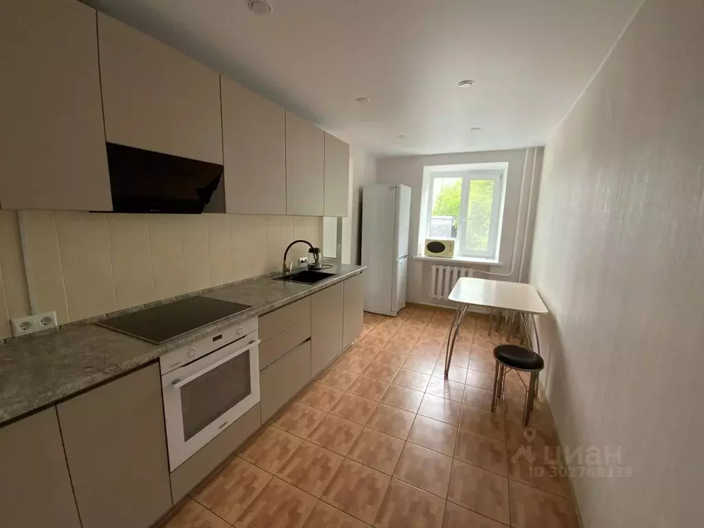 1-к кв. Тюменская область, Тюмень Флотская ул., 11 (43.0 м) - Фото 1