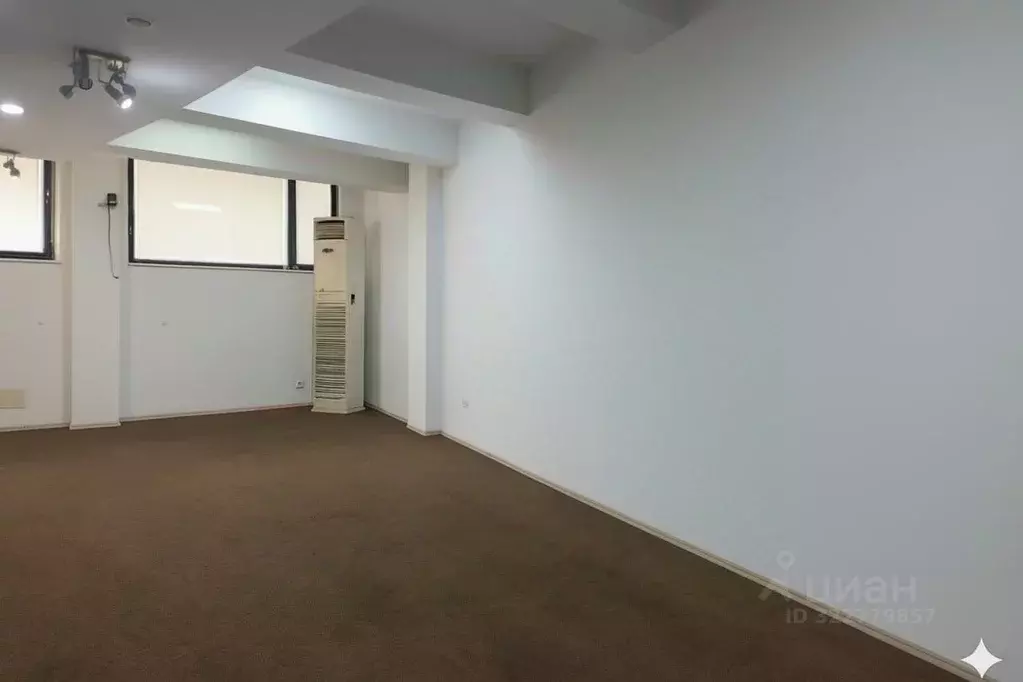 Помещение свободного назначения в Приморский край, Владивосток Дом на ... - Фото 2