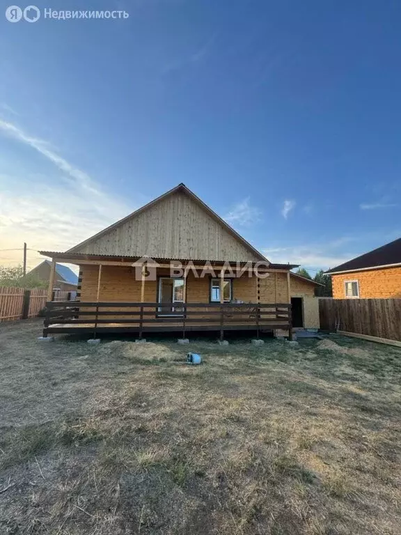 Дом в Нижний Саянтуй, ДНТ Багульник, 3-й квартал, 700 (170 м) - Фото 0