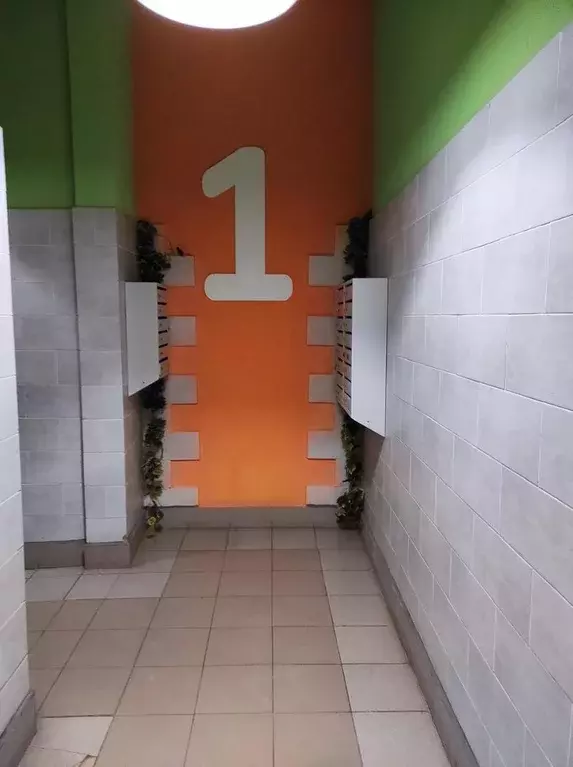 Продается 3-комнатная квартира - Фото 1