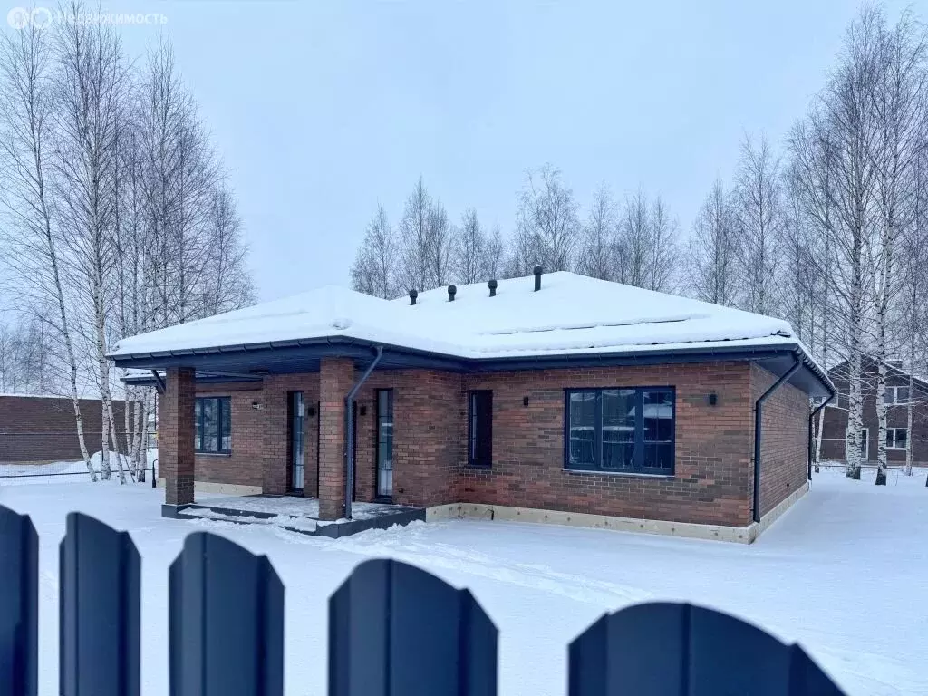 Дом в Ярославский муниципальный округ, деревня Алешково, 6-й Лучистый ... - Фото 1