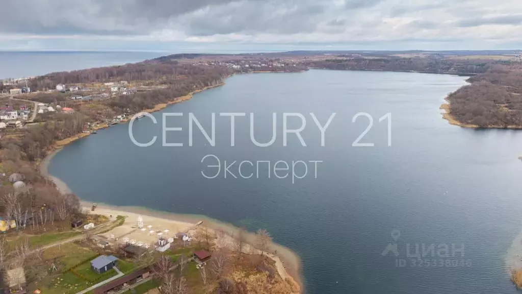 Участок в Калининградская область, Янтарный пгт ул. Заозерная, 2 (12.0 ... - Фото 1