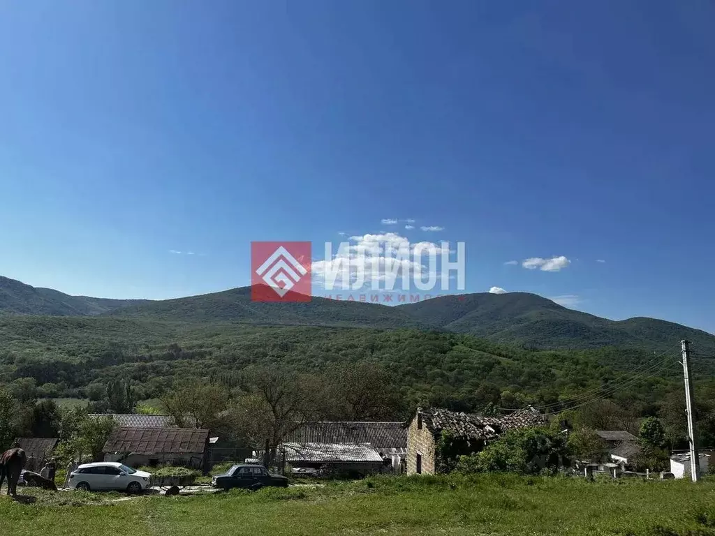 Участок в Крым, Белогорский район, Земляничненское с/пос, с. Радостное ... - Фото 2