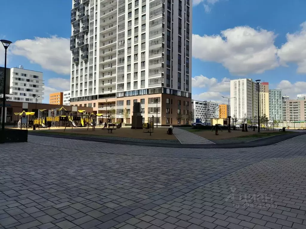 Офис в Свердловская область, Екатеринбург ул. Академика Парина, 37А ... - Фото 1