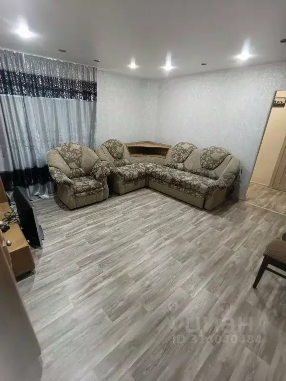 2-к кв. Иркутская область, Усть-Илимск просп. Мира, 25 (47.1 м) - Фото 0