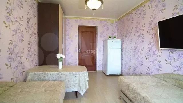 Комната 12,9 м в 6-к., 12/15 эт. - Фото 1