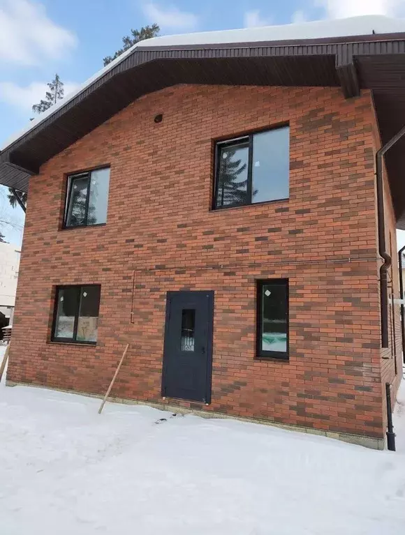 Дом в Московская область, Люберцы городской округ, Малаховка пгт ул. ... - Фото 1