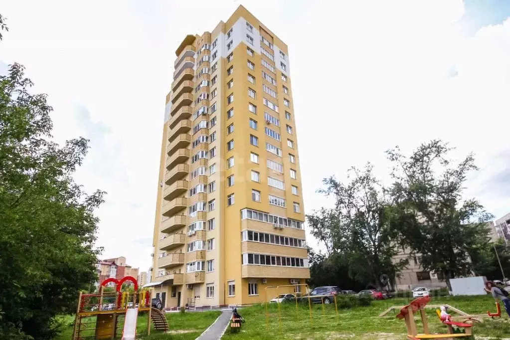 2-к кв. Тюменская область, Тюмень ул. Водников, 5 (55.0 м) - Фото 1