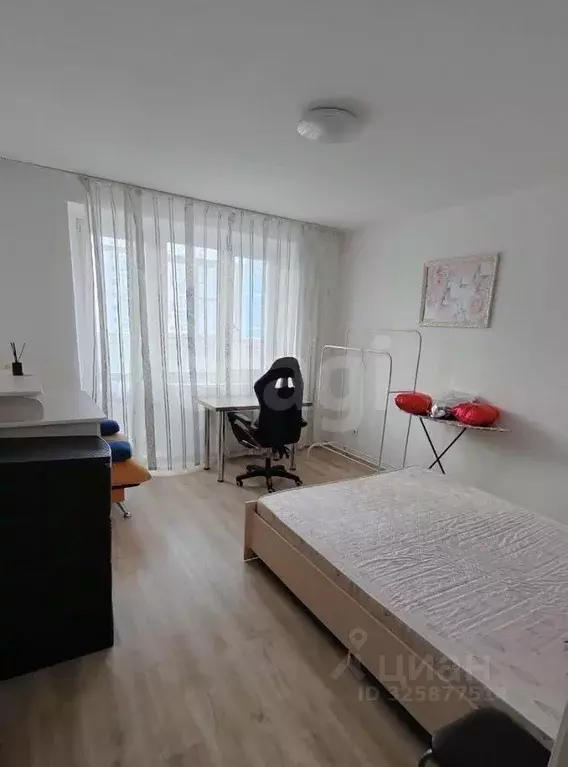 3-к кв. Тюменская область, Тюмень ул. Павла Шарова, 3к1 (93.0 м) - Фото 1